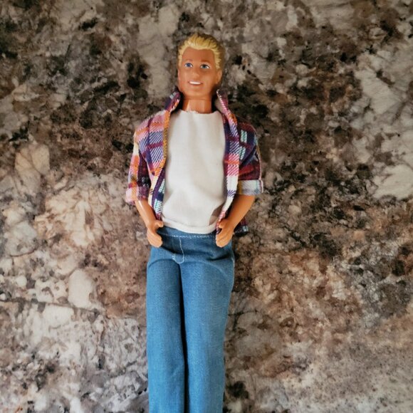 Vintage Mattel Camp KEN Barbie Doll and Accesories -1993 - Picture 1 of 5